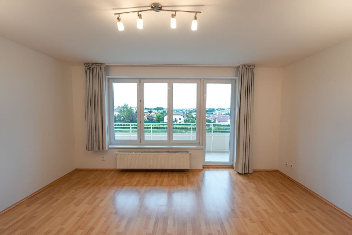 Pronájem bytu 1+kk 37 m², Přeučilova, Praha, Praha Pronájem bytu 1+kk 37 m², Přeučilova, Praha, Praha