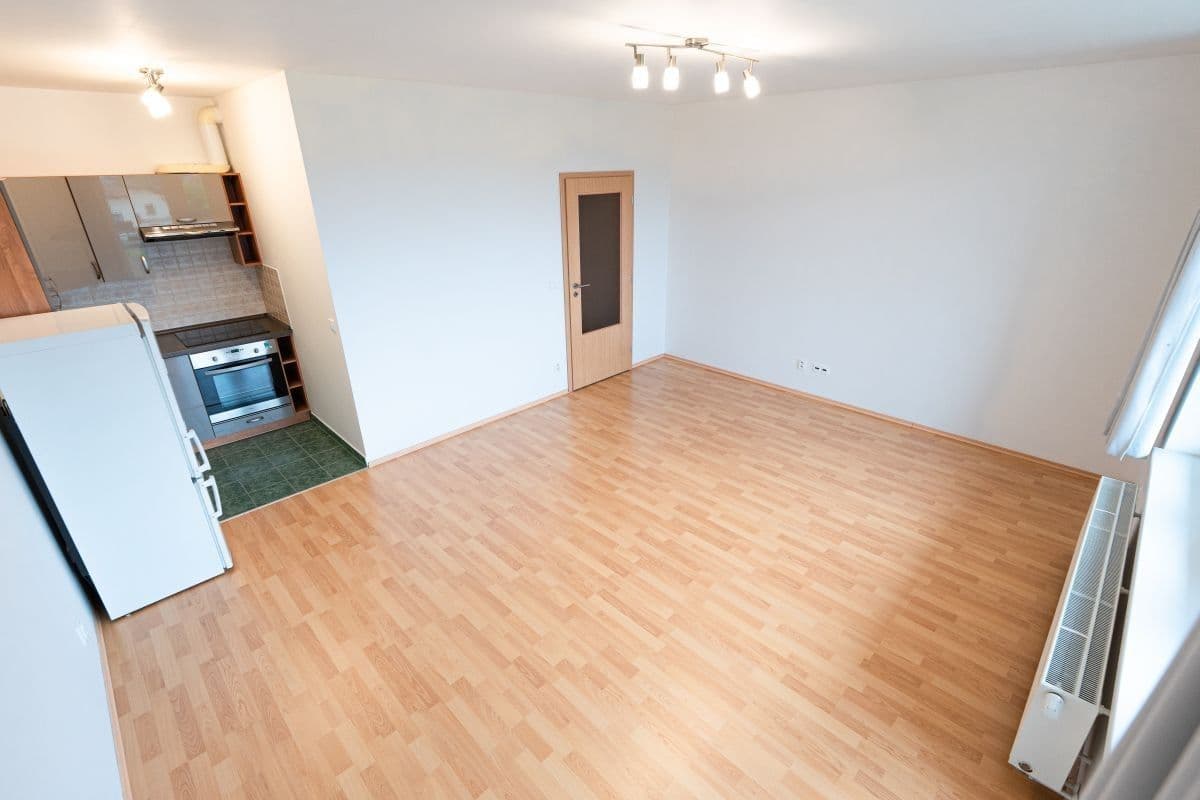 Pronájem bytu 1+kk 37 m², Přeučilova, Praha, Praha Pronájem bytu 1+kk 37 m², Přeučilova, Praha, Praha