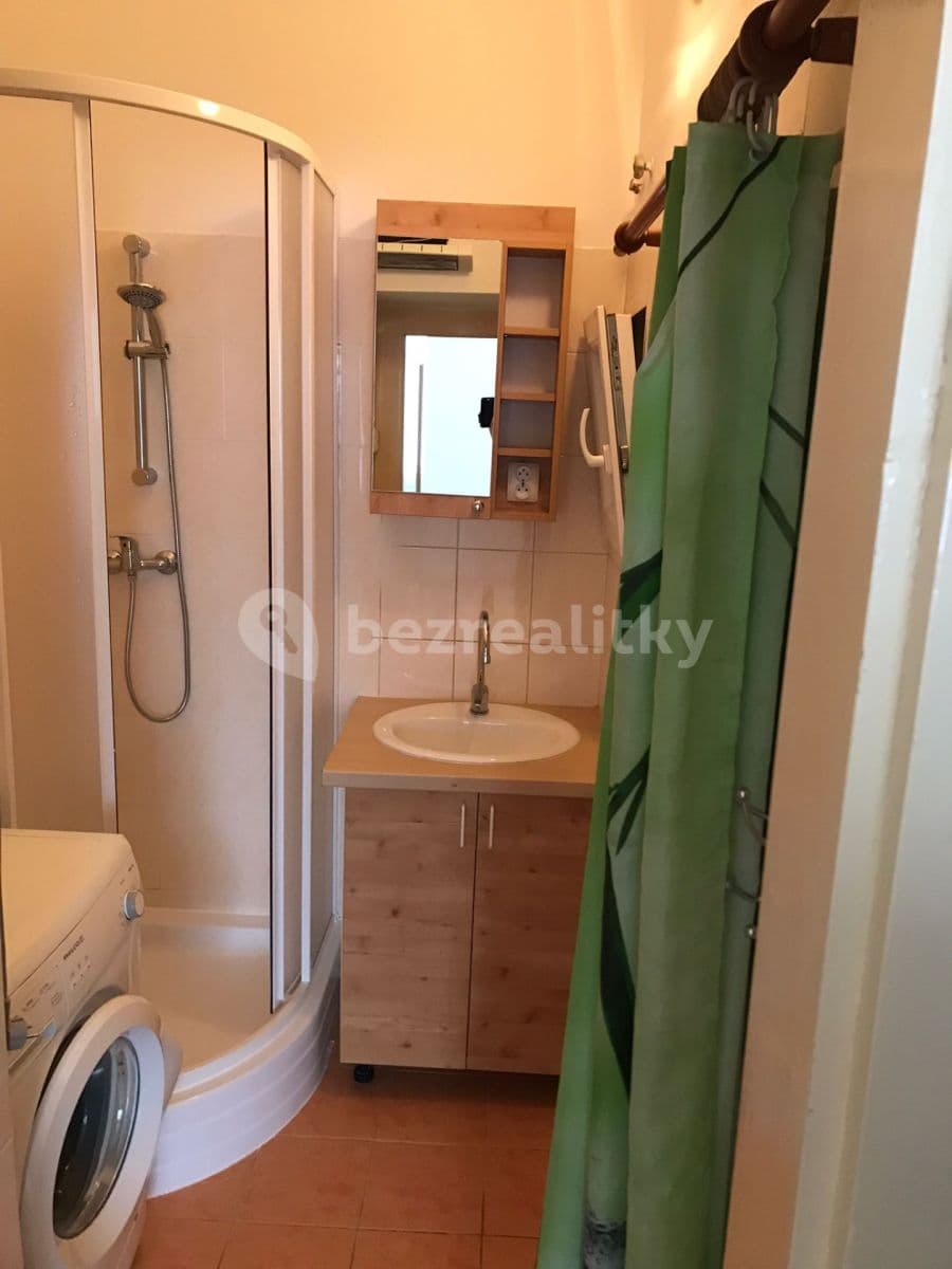 Pronájem bytu 1+1 48 m², Lopatecká, Praha, Praha Pronájem bytu 1+1 48 m², Lopatecká, Praha, Praha