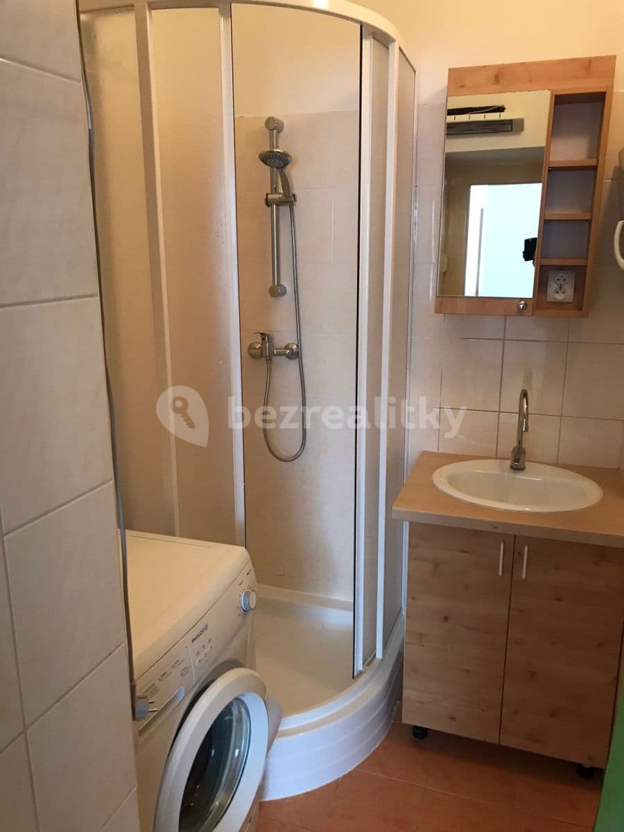 Pronájem bytu 1+1 48 m², Lopatecká, Praha, Praha Pronájem bytu 1+1 48 m², Lopatecká, Praha, Praha