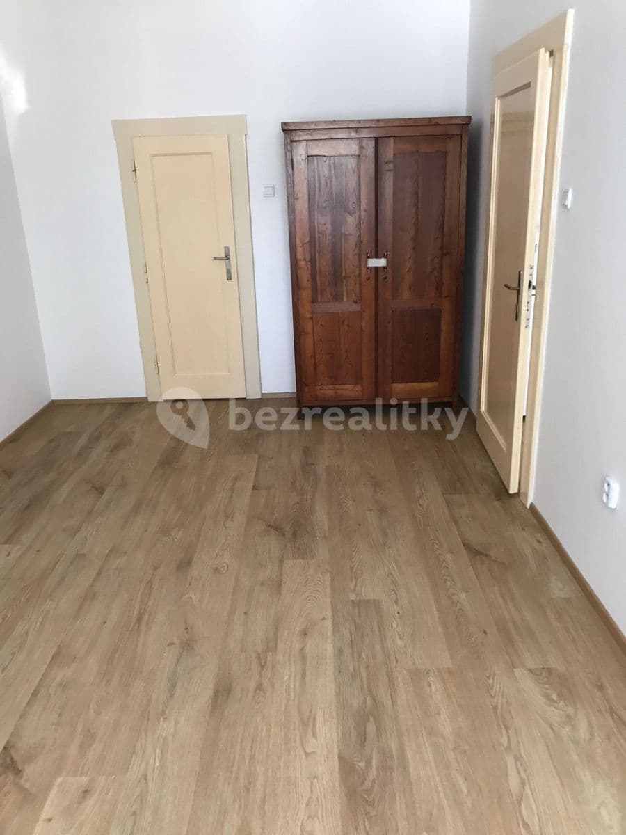 Pronájem bytu 1+1 48 m², Lopatecká, Praha, Praha Pronájem bytu 1+1 48 m², Lopatecká, Praha, Praha