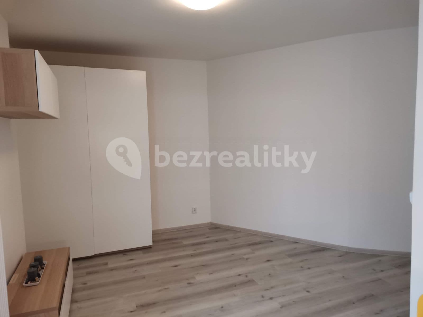 Pronájem bytu 1+kk 30 m², Slámova, Brno, Jihomoravský kraj Pronájem bytu 1+kk 30 m², Slámova, Brno, Jihomoravský kraj