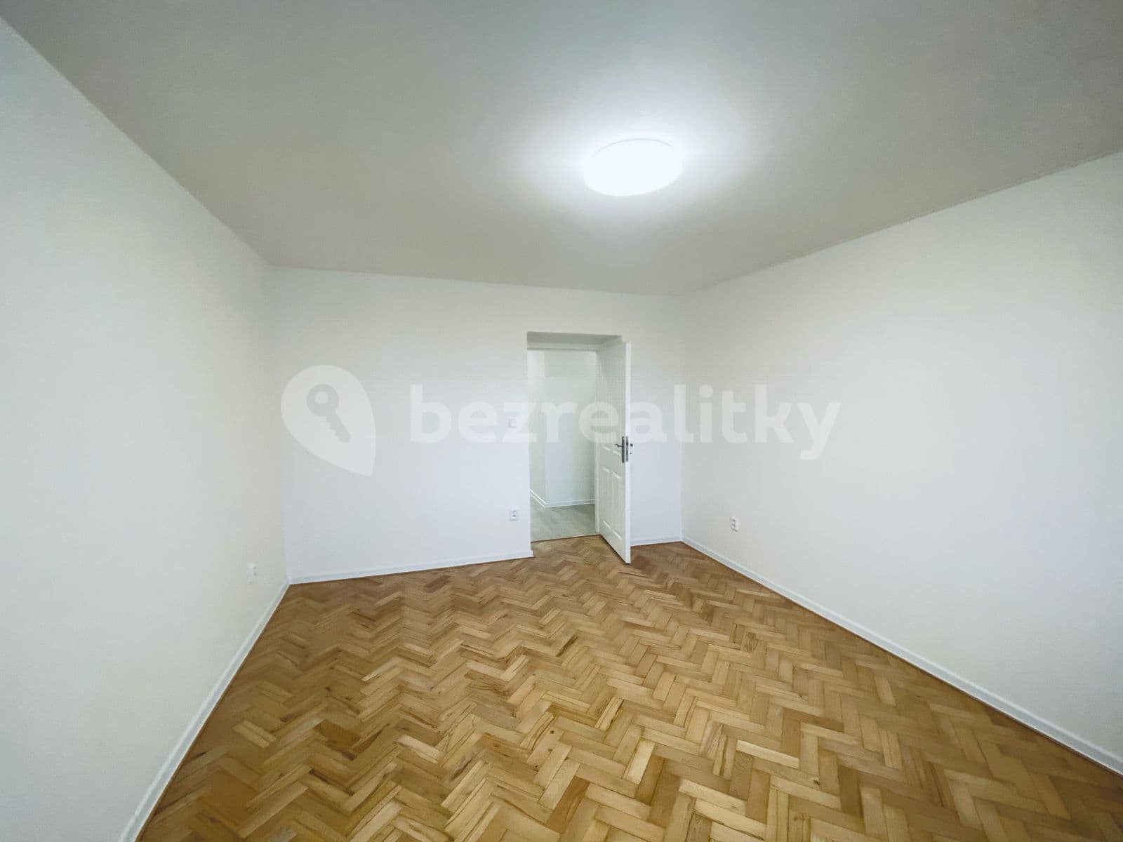Pronájem bytu 2+1 70 m², Za Poštou, Olomouc, Olomoucký kraj Pronájem bytu 2+1 70 m², Za Poštou, Olomouc, Olomoucký kraj