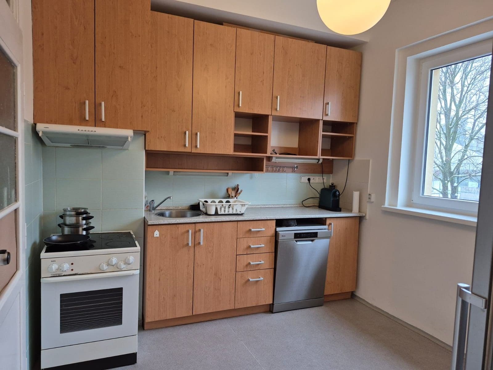 Pronájem bytu 1+1 51 m², Farní, Praha, Praha Pronájem bytu 1+1 51 m², Farní, Praha, Praha