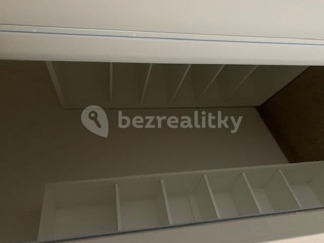 Pronájem bytu 2+kk 58 m², Husova, Pardubice, Pardubický kraj Pronájem bytu 2+kk 58 m², Husova, Pardubice, Pardubický kraj