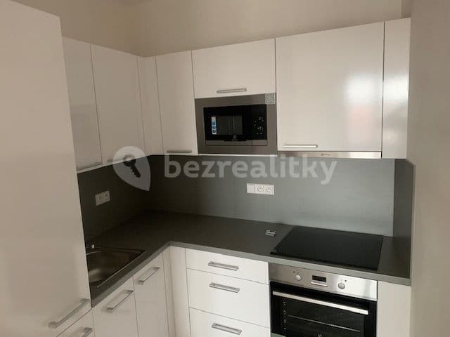 Pronájem bytu 2+kk 58 m², Husova, Pardubice, Pardubický kraj Pronájem bytu 2+kk 58 m², Husova, Pardubice, Pardubický kraj