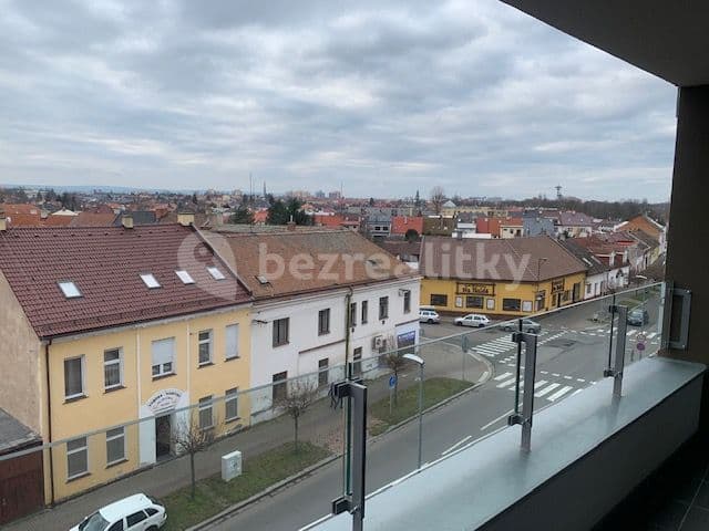 Pronájem bytu 2+kk 58 m², Husova, Pardubice, Pardubický kraj Pronájem bytu 2+kk 58 m², Husova, Pardubice, Pardubický kraj
