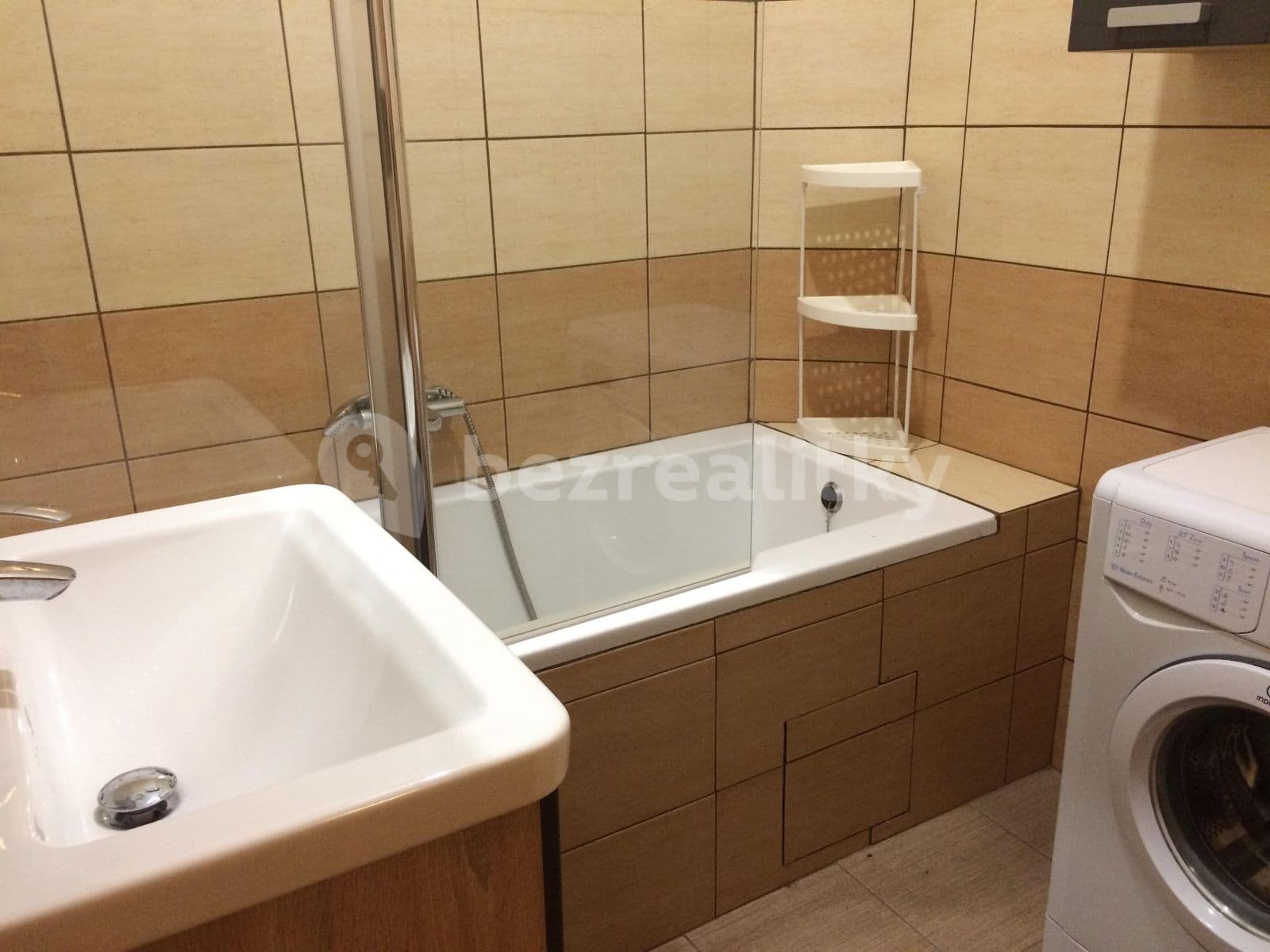 Pronájem bytu 2+kk 38 m², Lounských, Praha, Praha Pronájem bytu 2+kk 38 m², Lounských, Praha, Praha