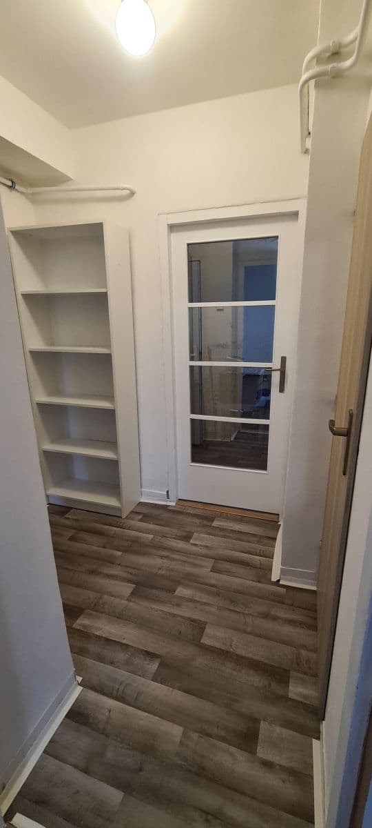 Pronájem bytu 2+kk 35 m², Sibiřská, Brno, Jihomoravský kraj Pronájem bytu 2+kk 35 m², Sibiřská, Brno, Jihomoravský kraj