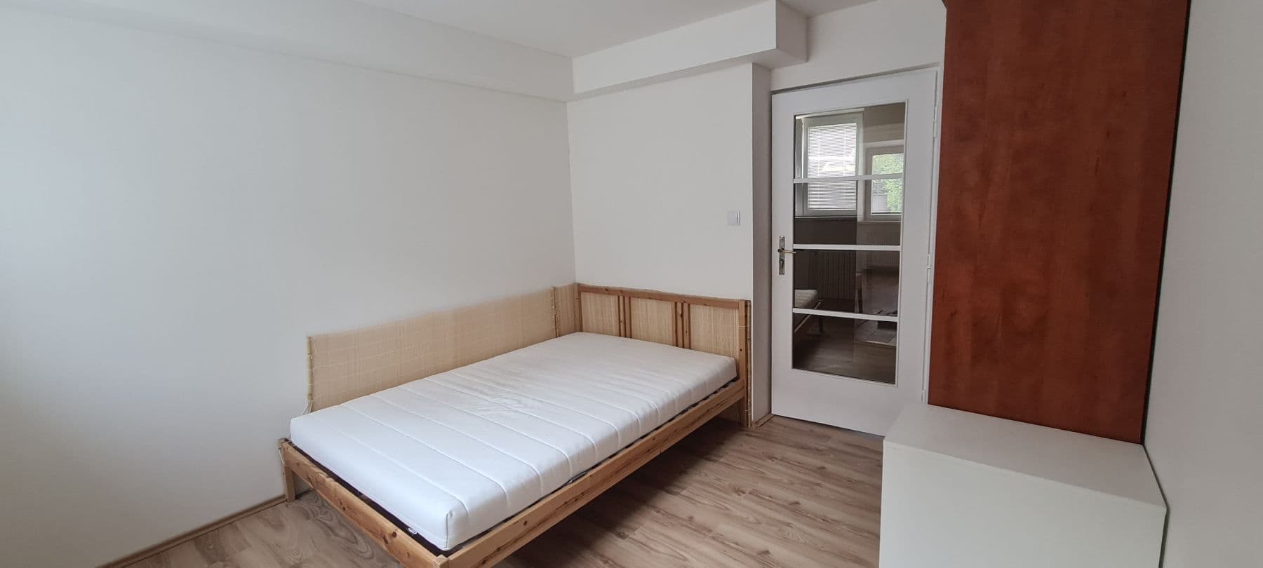 Pronájem bytu 2+kk 35 m², Sibiřská, Brno, Jihomoravský kraj Pronájem bytu 2+kk 35 m², Sibiřská, Brno, Jihomoravský kraj