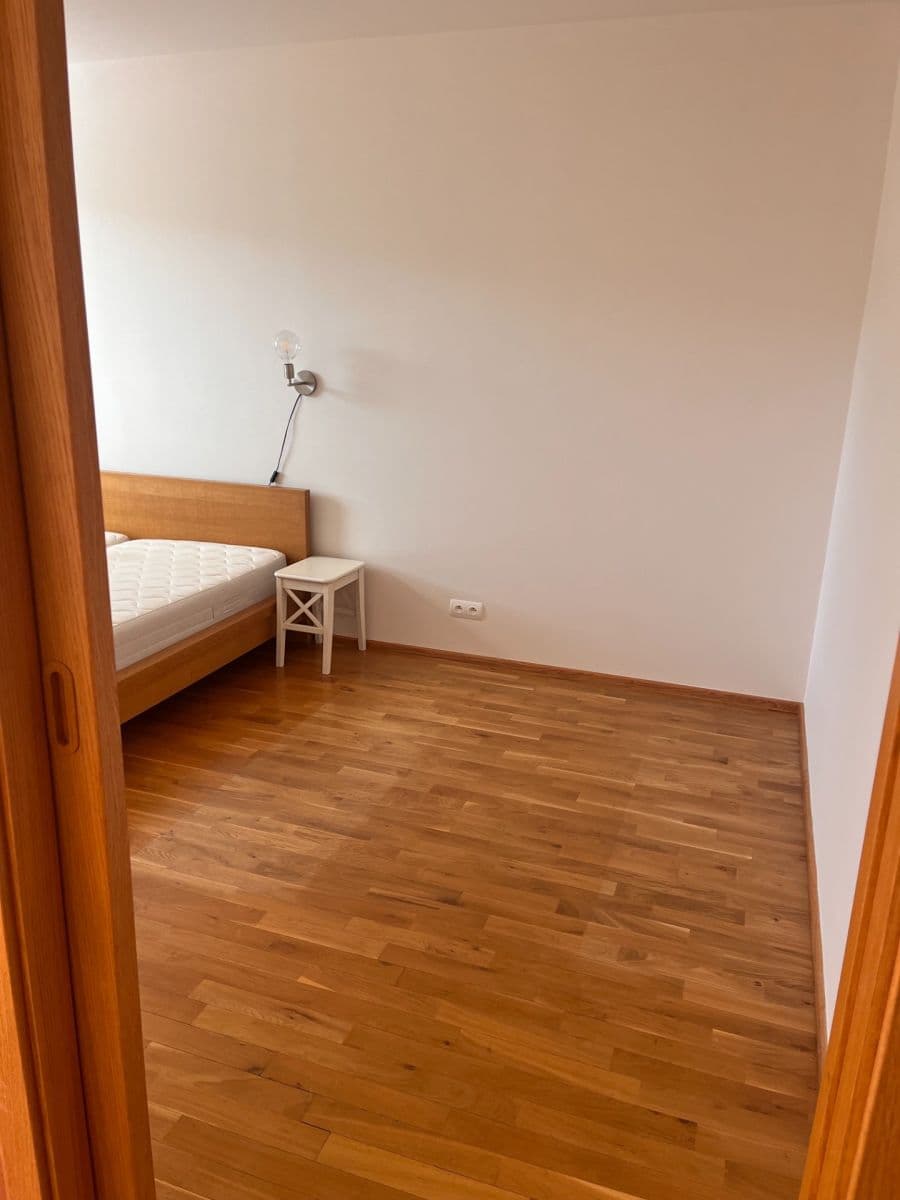Pronájem bytu 2+kk 54 m², Linhartova, Praha, Praha Pronájem bytu 2+kk 54 m², Linhartova, Praha, Praha