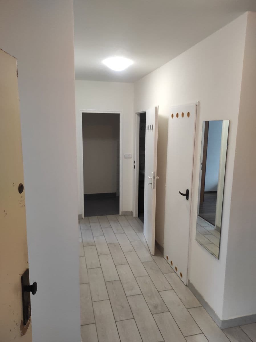 Pronájem bytu 3+1 60 m², K Lipám, Praha, Praha Pronájem bytu 3+1 60 m², K Lipám, Praha, Praha