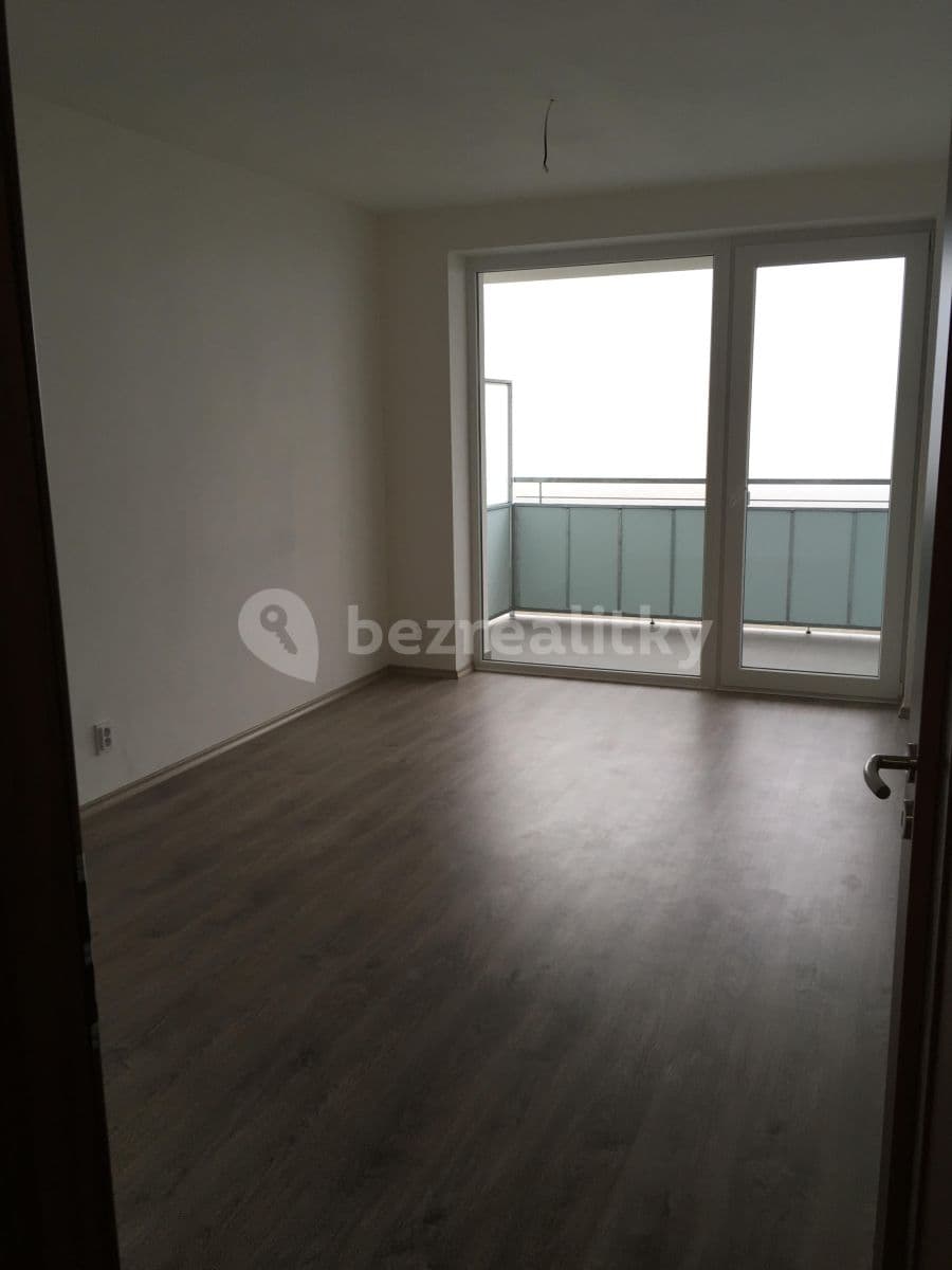 Pronájem bytu 1+kk 30 m², Topolová, Olomouc, Olomoucký kraj Pronájem bytu 1+kk 30 m², Topolová, Olomouc, Olomoucký kraj