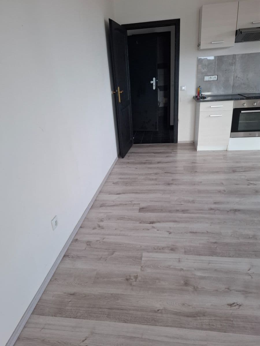 Pronájem bytu 2+kk 60 m², Moravanská, Praha, Praha Pronájem bytu 2+kk 60 m², Moravanská, Praha, Praha