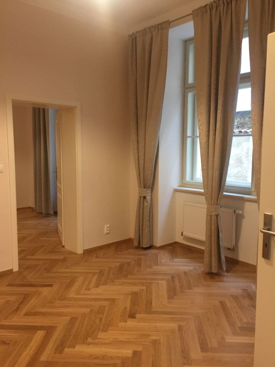Pronájem bytu 2+1 60 m², Karoliny Světlé, Praha, Praha Pronájem bytu 2+1 60 m², Karoliny Světlé, Praha, Praha