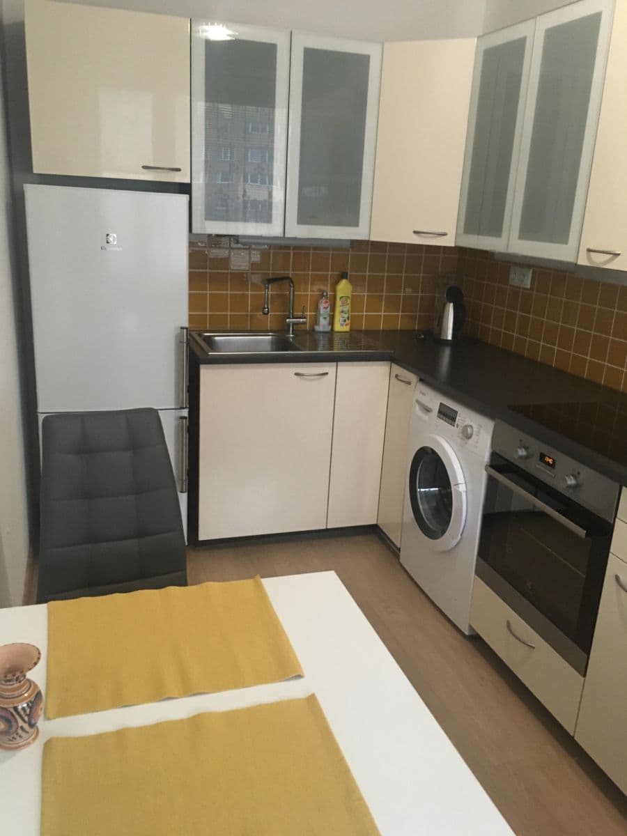 Pronájem bytu 1+1 36 m², Hurbanova, Praha, Praha Pronájem bytu 1+1 36 m², Hurbanova, Praha, Praha