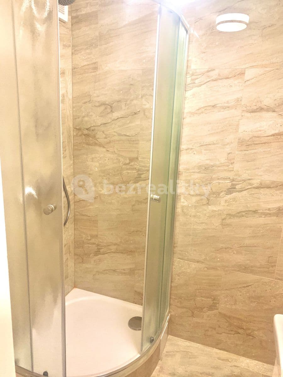 Pronájem bytu Garsoniéra 24 m², Malířská, Praha, Praha Pronájem bytu Garsoniéra 24 m², Malířská, Praha, Praha