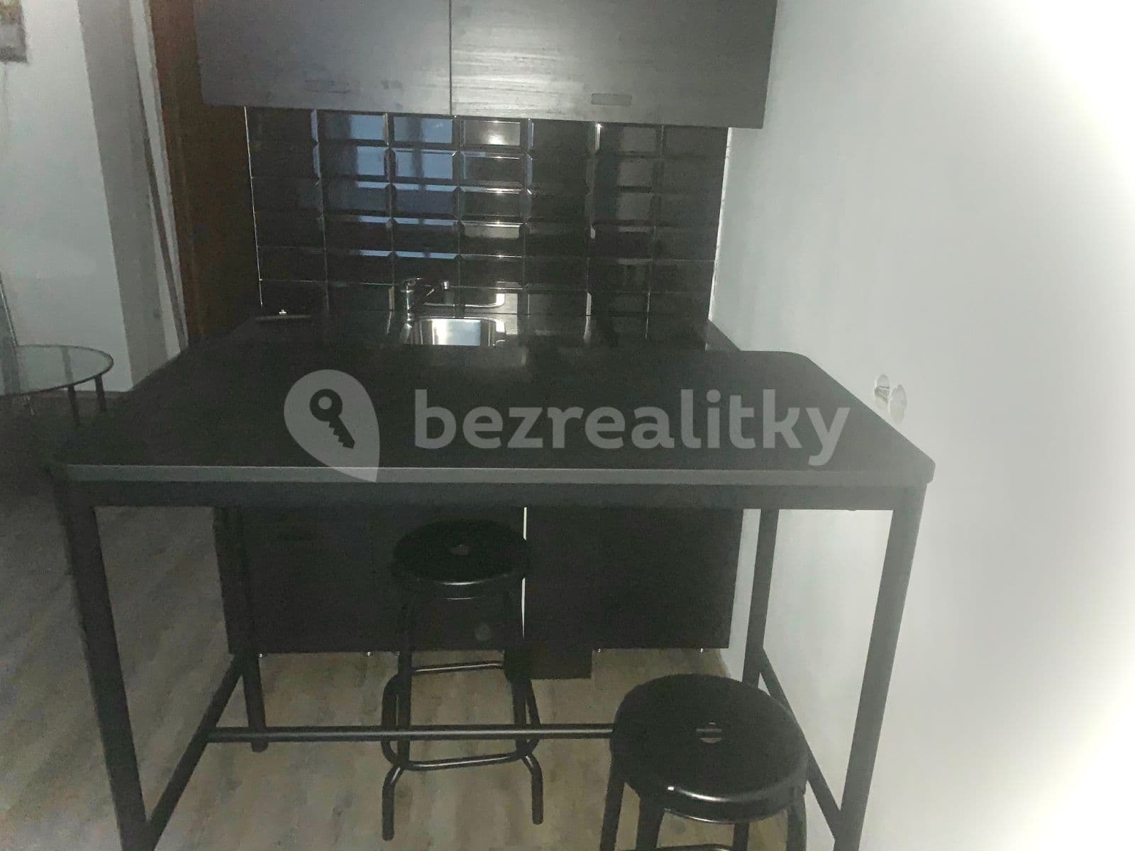 Pronájem bytu Garsoniéra 24 m², Malířská, Praha, Praha Pronájem bytu Garsoniéra 24 m², Malířská, Praha, Praha