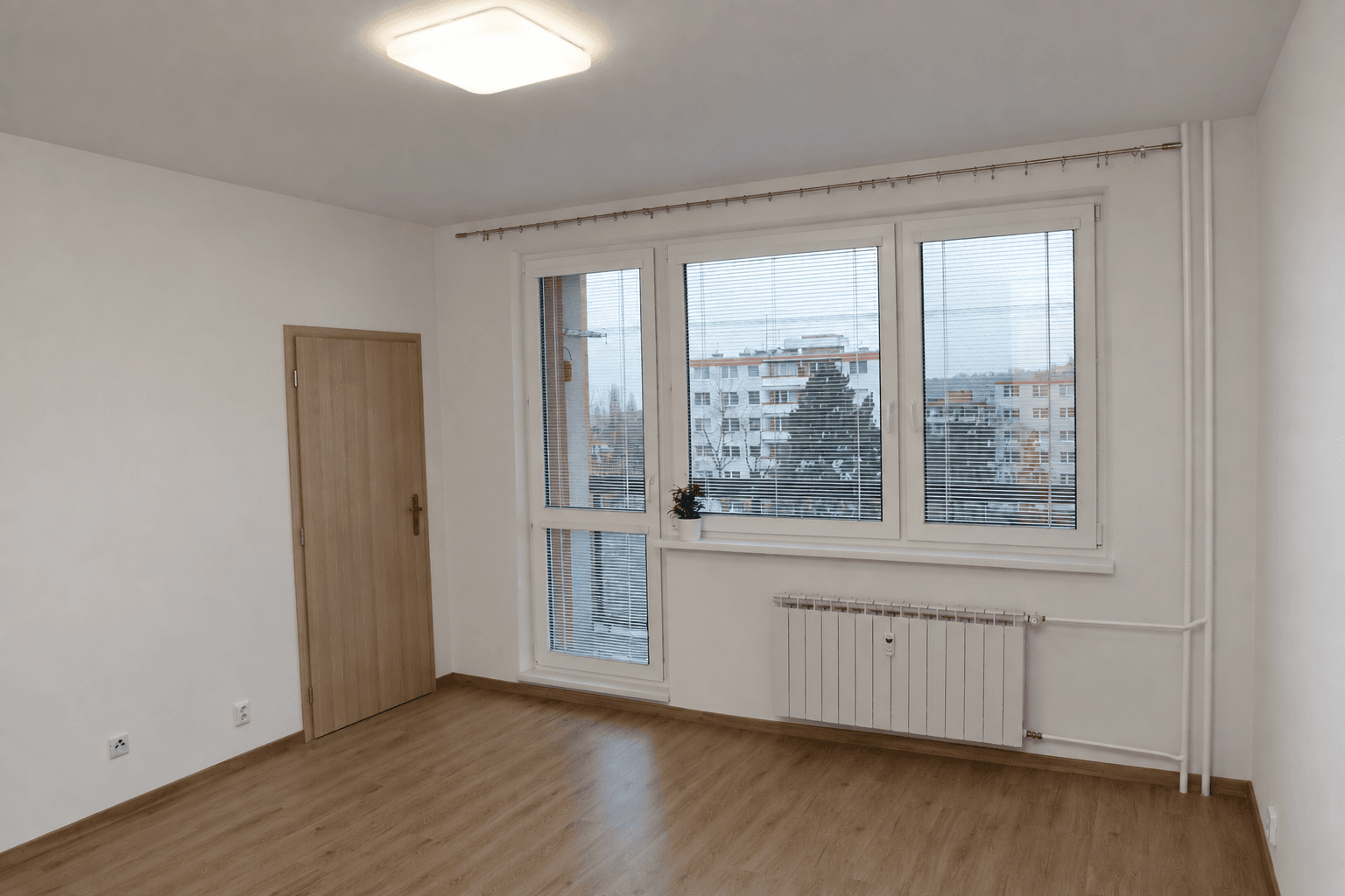 Pronájem bytu 2+1 63 m², Okružní, Zlín, Zlínský kraj Pronájem bytu 2+1 63 m², Okružní, Zlín, Zlínský kraj