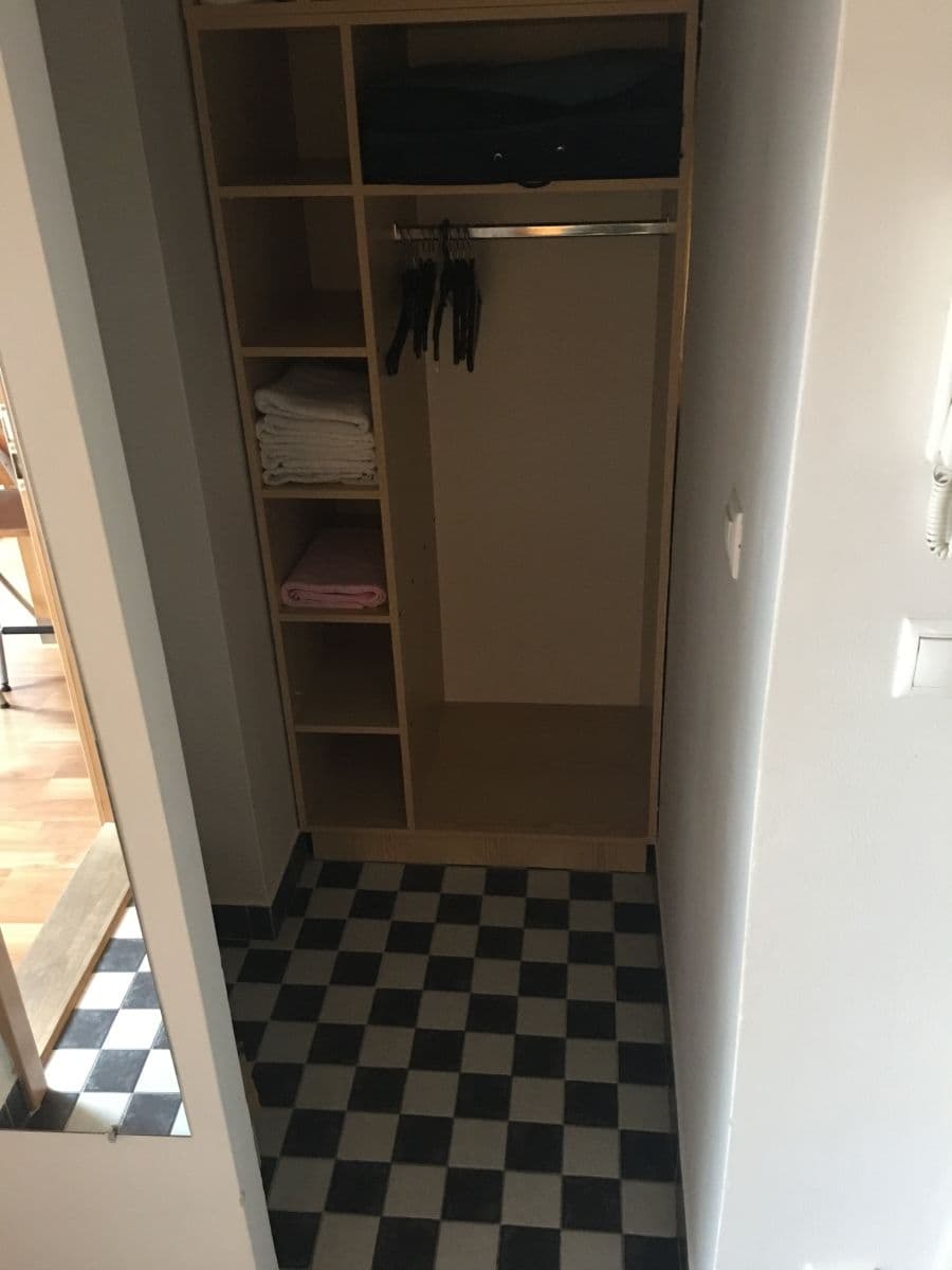 Pronájem bytu 1+kk 30 m², Kodaňská, Praha, Praha Pronájem bytu 1+kk 30 m², Kodaňská, Praha, Praha
