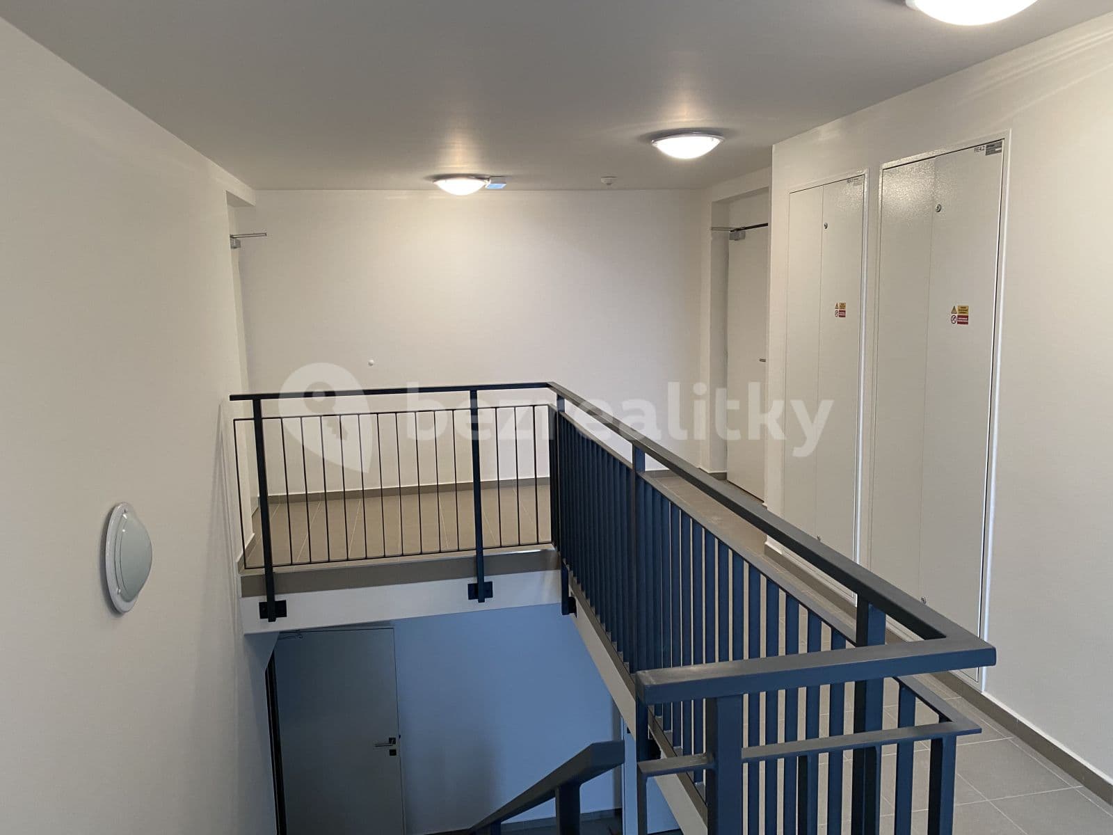 Pronájem bytu 2+kk 54 m², Chýně, Středočeský kraj Pronájem bytu 2+kk 54 m², Chýně, Středočeský kraj