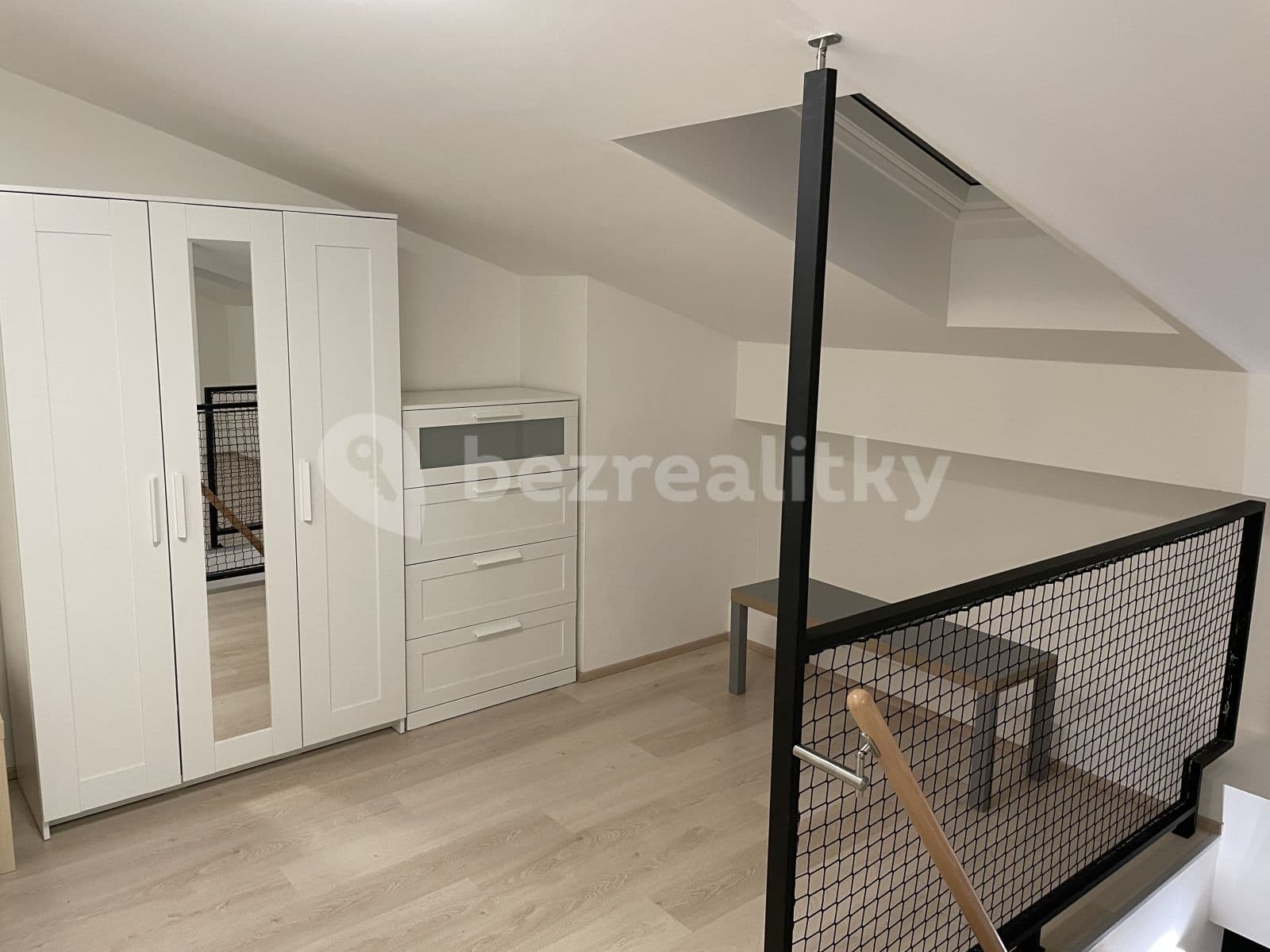 Pronájem bytu 2+kk 54 m², Chýně, Středočeský kraj Pronájem bytu 2+kk 54 m², Chýně, Středočeský kraj