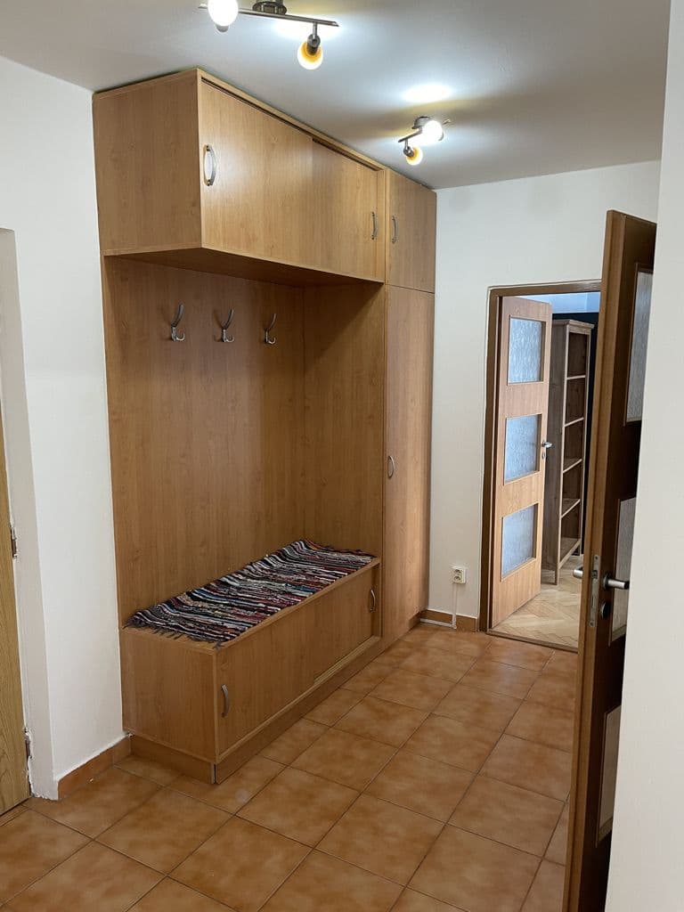 Pronájem bytu 2+1 55 m², Cihlářská, Chomutov, Ústecký kraj Pronájem bytu 2+1 55 m², Cihlářská, Chomutov, Ústecký kraj