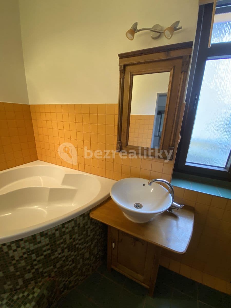 Pronájem bytu 2+1 80 m², Gellnerova, Mladá Boleslav, Středočeský kraj Pronájem bytu 2+1 80 m², Gellnerova, Mladá Boleslav, Středočeský kraj