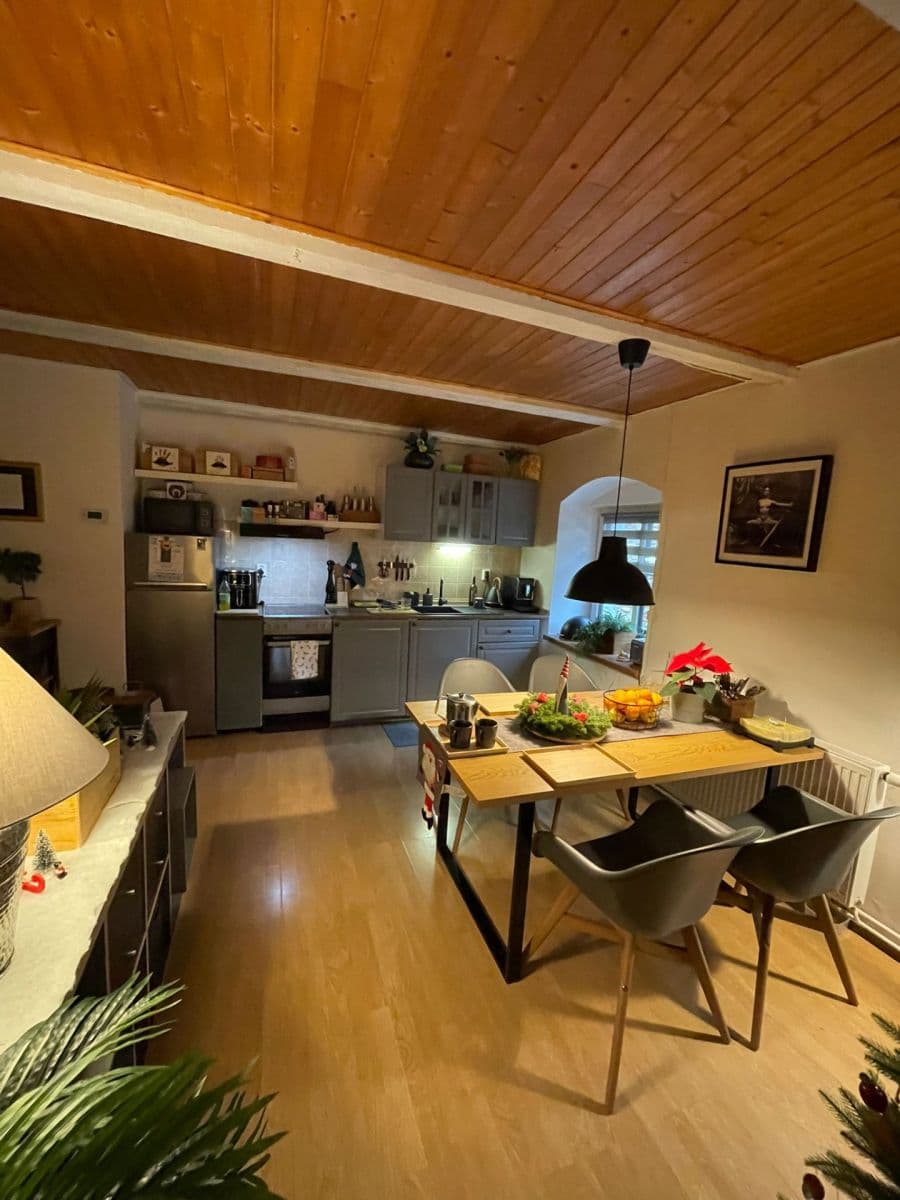 Pronájem bytu 2+kk 60 m², Skalecká, Mníšek pod Brdy, Středočeský kraj Pronájem bytu 2+kk 60 m², Skalecká, Mníšek pod Brdy, Středočeský kraj