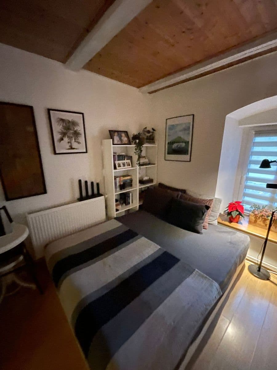 Pronájem bytu 2+kk 60 m², Skalecká, Mníšek pod Brdy, Středočeský kraj Pronájem bytu 2+kk 60 m², Skalecká, Mníšek pod Brdy, Středočeský kraj