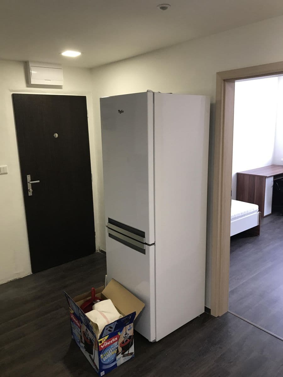 Pronájem bytu 4+1 75 m², Luhovská, Praha, Praha Pronájem bytu 4+1 75 m², Luhovská, Praha, Praha