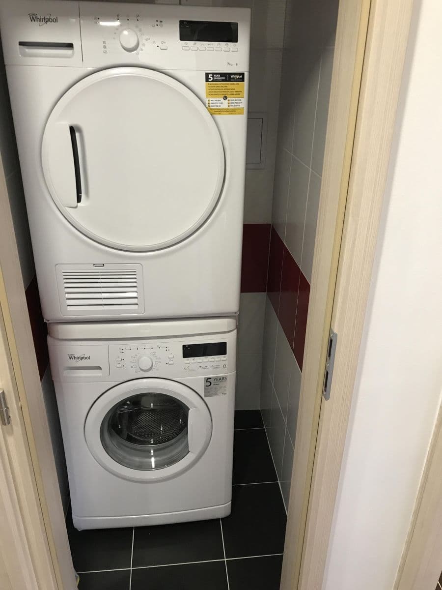 Pronájem bytu 4+1 75 m², Luhovská, Praha, Praha Pronájem bytu 4+1 75 m², Luhovská, Praha, Praha