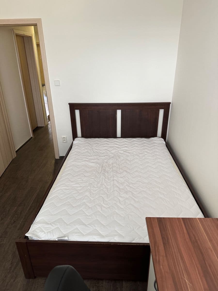 Pronájem bytu 4+1 75 m², Luhovská, Praha, Praha Pronájem bytu 4+1 75 m², Luhovská, Praha, Praha