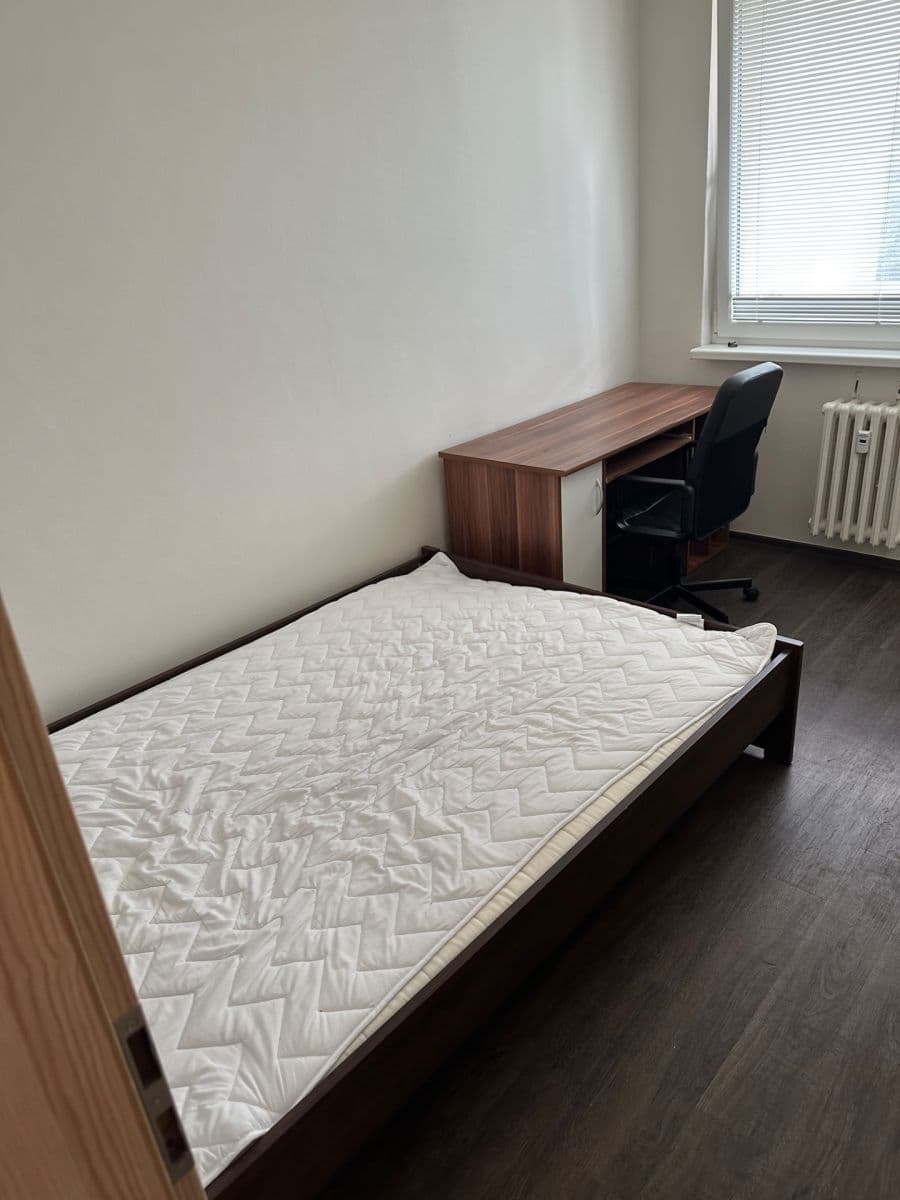 Pronájem bytu 4+1 75 m², Luhovská, Praha, Praha Pronájem bytu 4+1 75 m², Luhovská, Praha, Praha