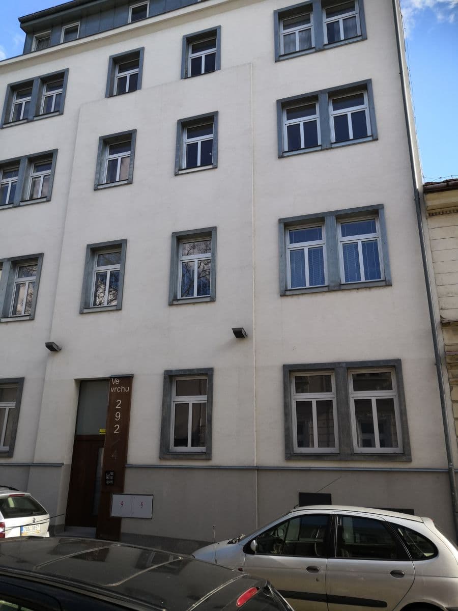 Pronájem bytu 1+kk 53 m², Ve Vrchu, Praha, Praha Pronájem bytu 1+kk 53 m², Ve Vrchu, Praha, Praha