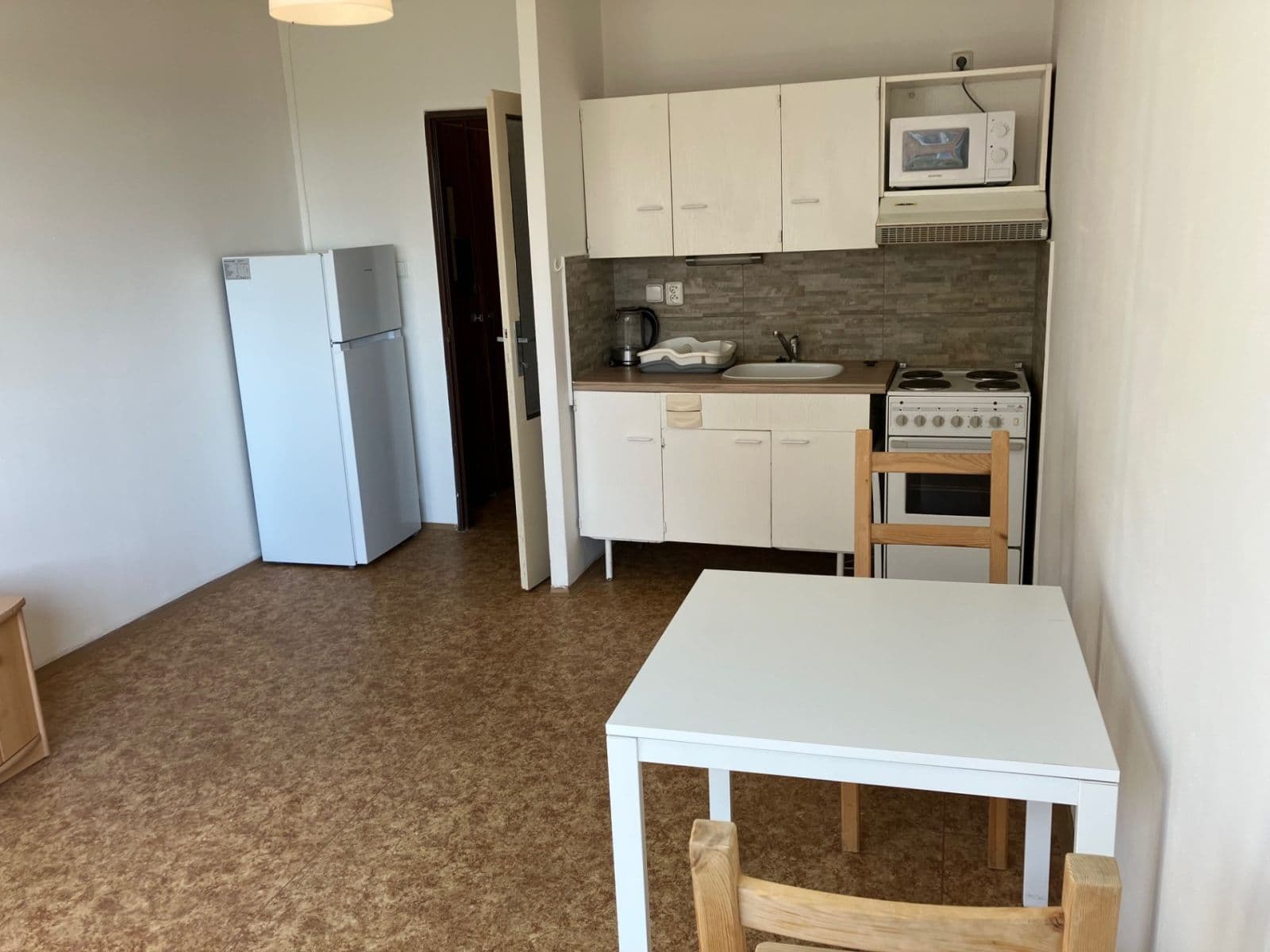Pronájem bytu 1+kk 24 m², Rajmonova, Praha, Praha Pronájem bytu 1+kk 24 m², Rajmonova, Praha, Praha