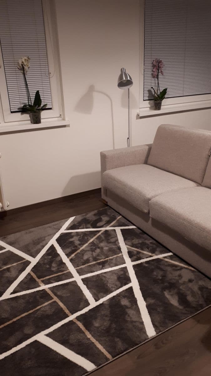 Pronájem bytu Garsoniéra 34 m², Ostravská, Praha, Praha Pronájem bytu Garsoniéra 34 m², Ostravská, Praha, Praha