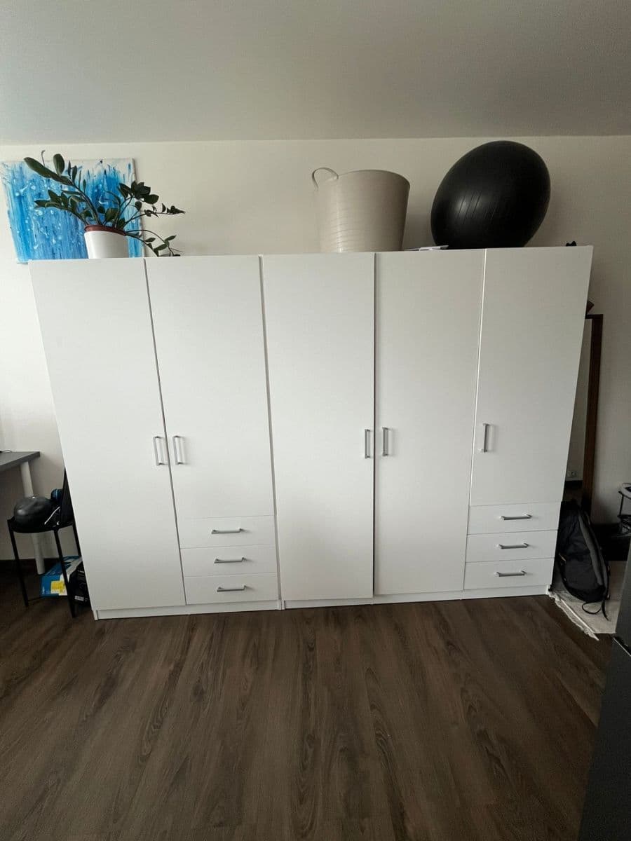 Pronájem bytu Garsoniéra 34 m², Ostravská, Praha, Praha Pronájem bytu Garsoniéra 34 m², Ostravská, Praha, Praha