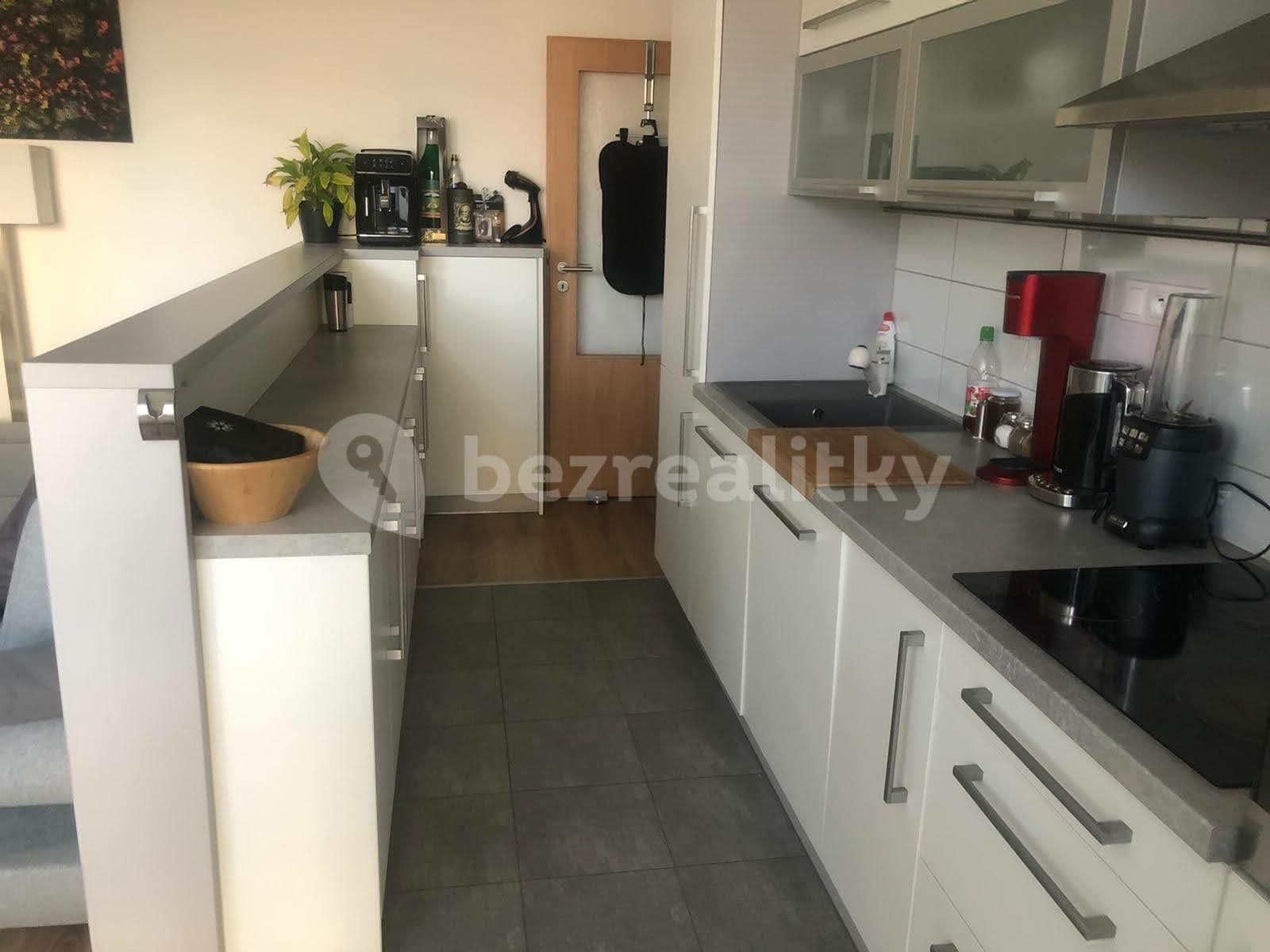 Pronájem bytu 2+kk 44 m², U Uhříněveské Obory, Praha, Praha Pronájem bytu 2+kk 44 m², U Uhříněveské Obory, Praha, Praha