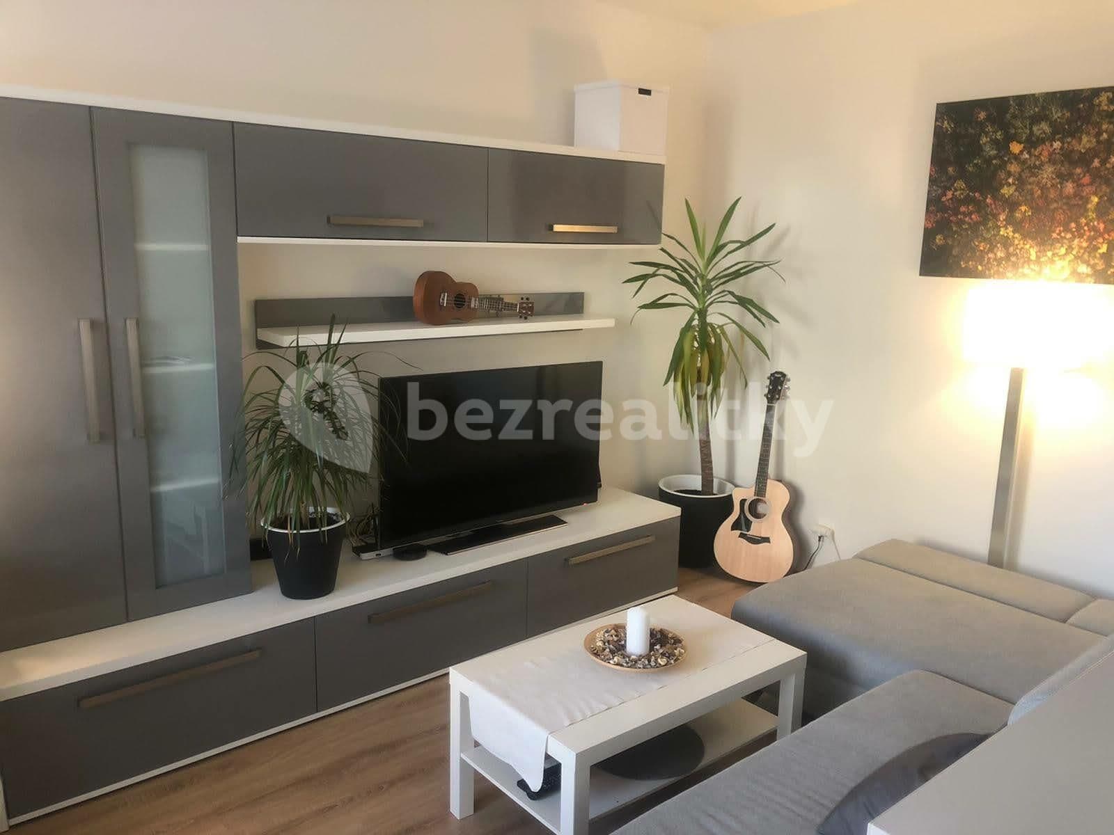 Pronájem bytu 2+kk 44 m², U Uhříněveské Obory, Praha, Praha Pronájem bytu 2+kk 44 m², U Uhříněveské Obory, Praha, Praha