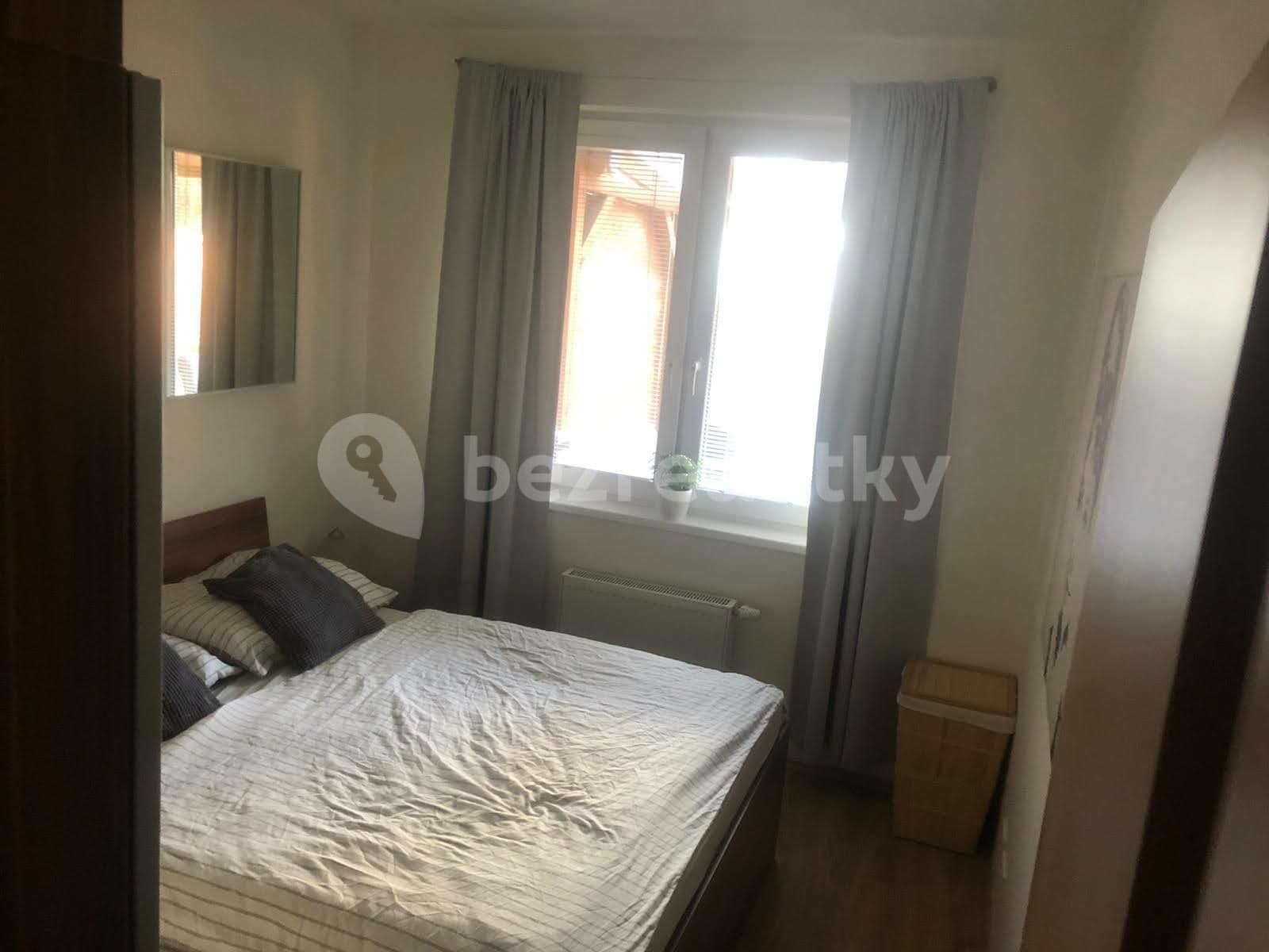 Pronájem bytu 2+kk 44 m², U Uhříněveské Obory, Praha, Praha Pronájem bytu 2+kk 44 m², U Uhříněveské Obory, Praha, Praha