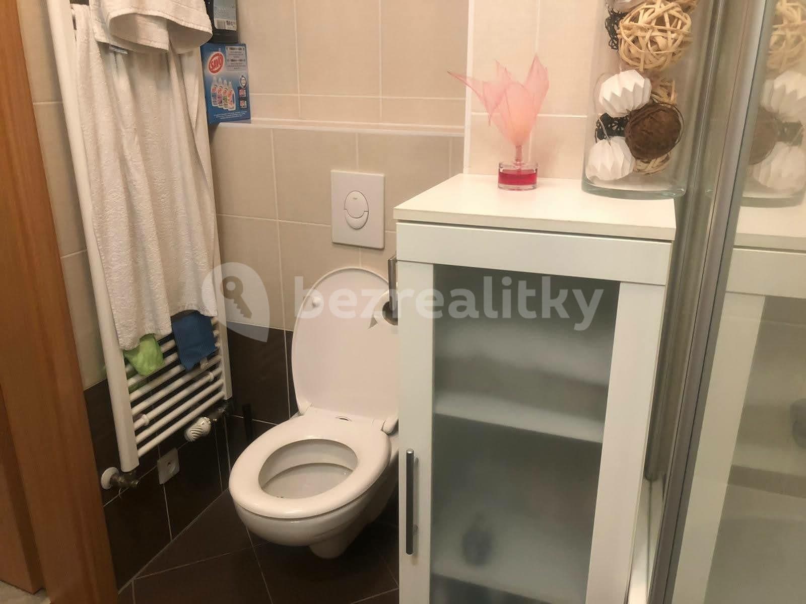 Pronájem bytu 2+kk 44 m², U Uhříněveské Obory, Praha, Praha Pronájem bytu 2+kk 44 m², U Uhříněveské Obory, Praha, Praha
