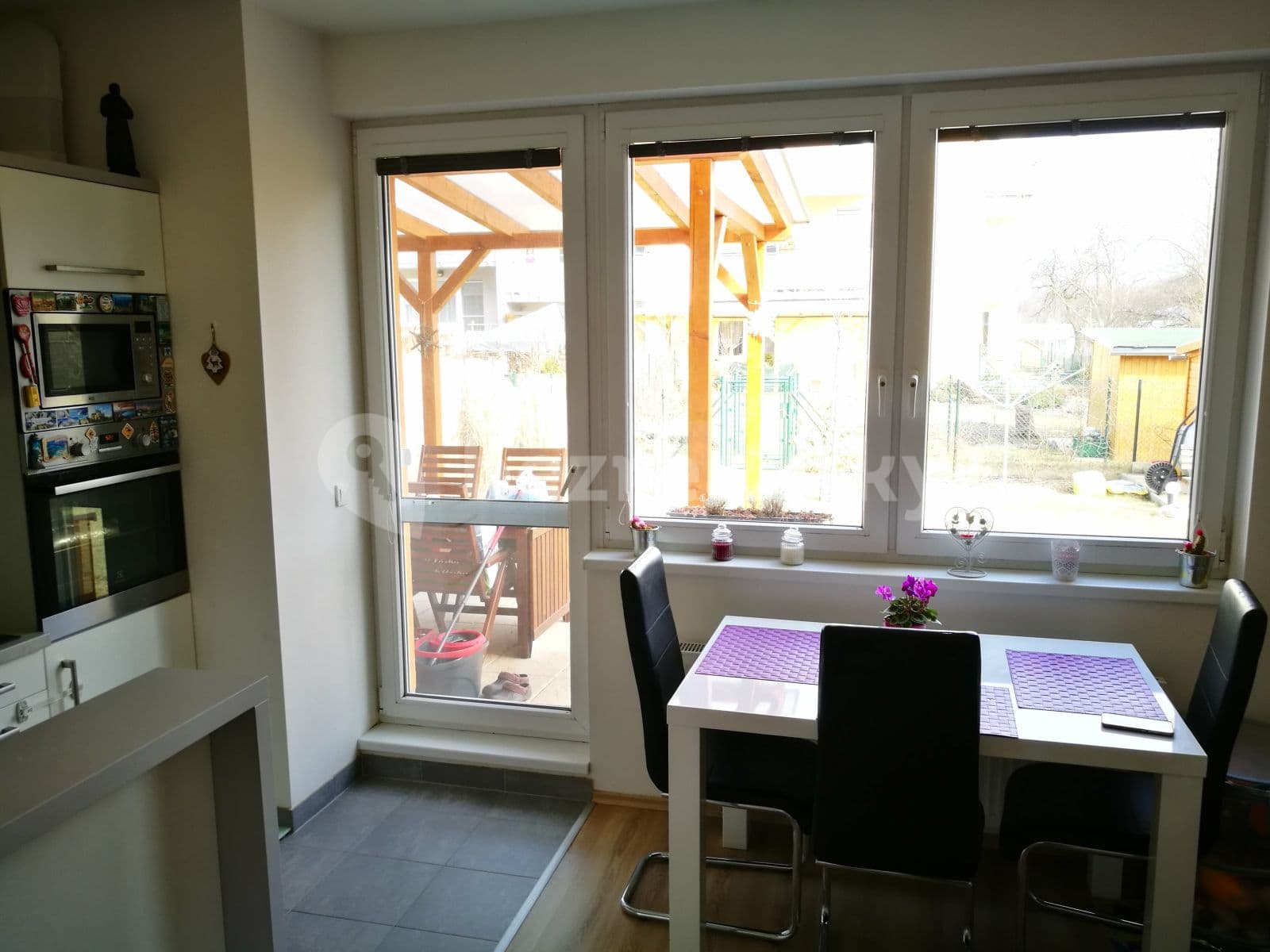 Pronájem bytu 2+kk 44 m², U Uhříněveské Obory, Praha, Praha Pronájem bytu 2+kk 44 m², U Uhříněveské Obory, Praha, Praha