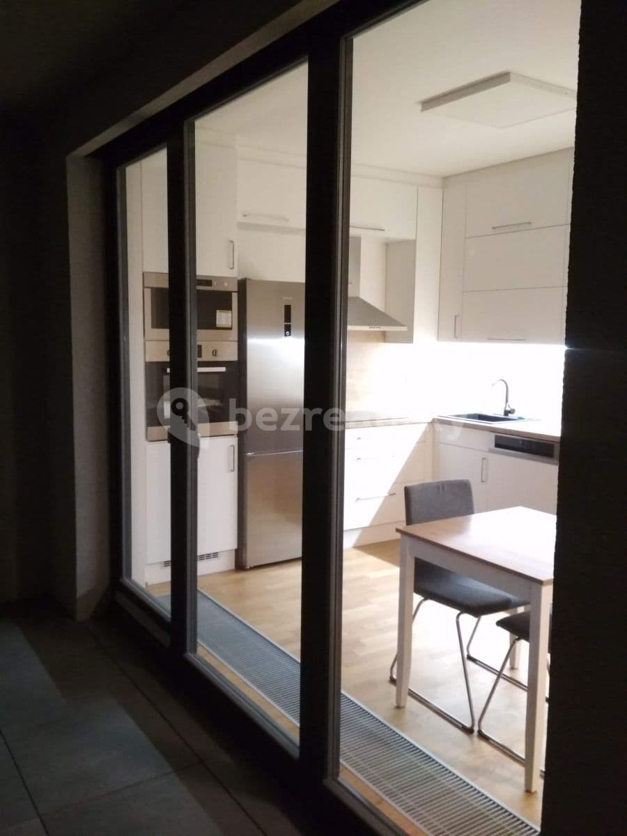 Pronájem bytu 1+kk 45 m², Osadní, Praha, Praha Pronájem bytu 1+kk 45 m², Osadní, Praha, Praha