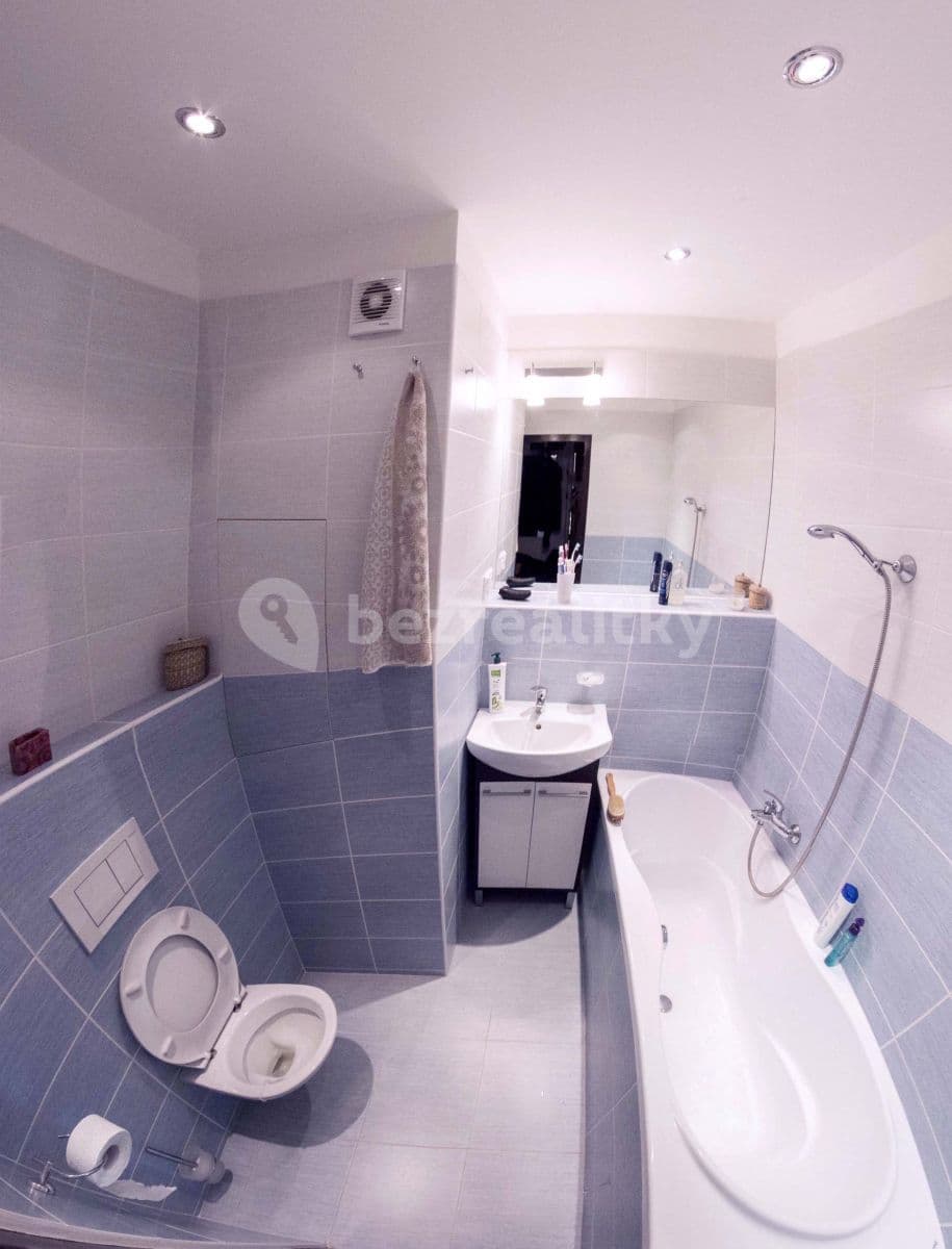 Pronájem bytu 2+kk 45 m², Pšenčíkova, Praha, Praha Pronájem bytu 2+kk 45 m², Pšenčíkova, Praha, Praha