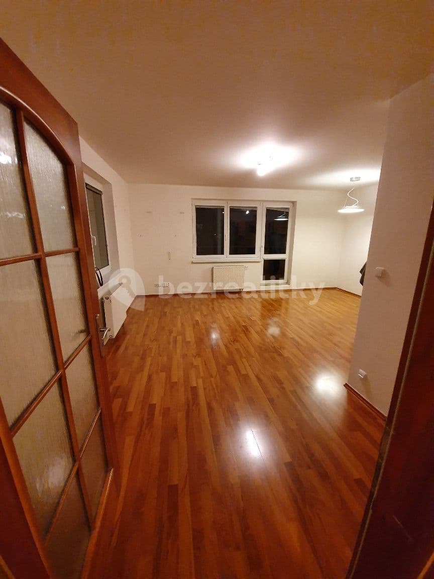Pronájem bytu 3+kk 83 m², Za Sídlištěm, Dolní Břežany, Středočeský kraj Pronájem bytu 3+kk 83 m², Za Sídlištěm, Dolní Břežany, Středočeský kraj