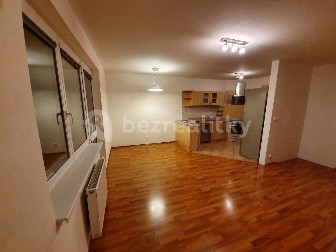 Pronájem bytu 3+kk 83 m², Za Sídlištěm, Dolní Břežany, Středočeský kraj Pronájem bytu 3+kk 83 m², Za Sídlištěm, Dolní Břežany, Středočeský kraj