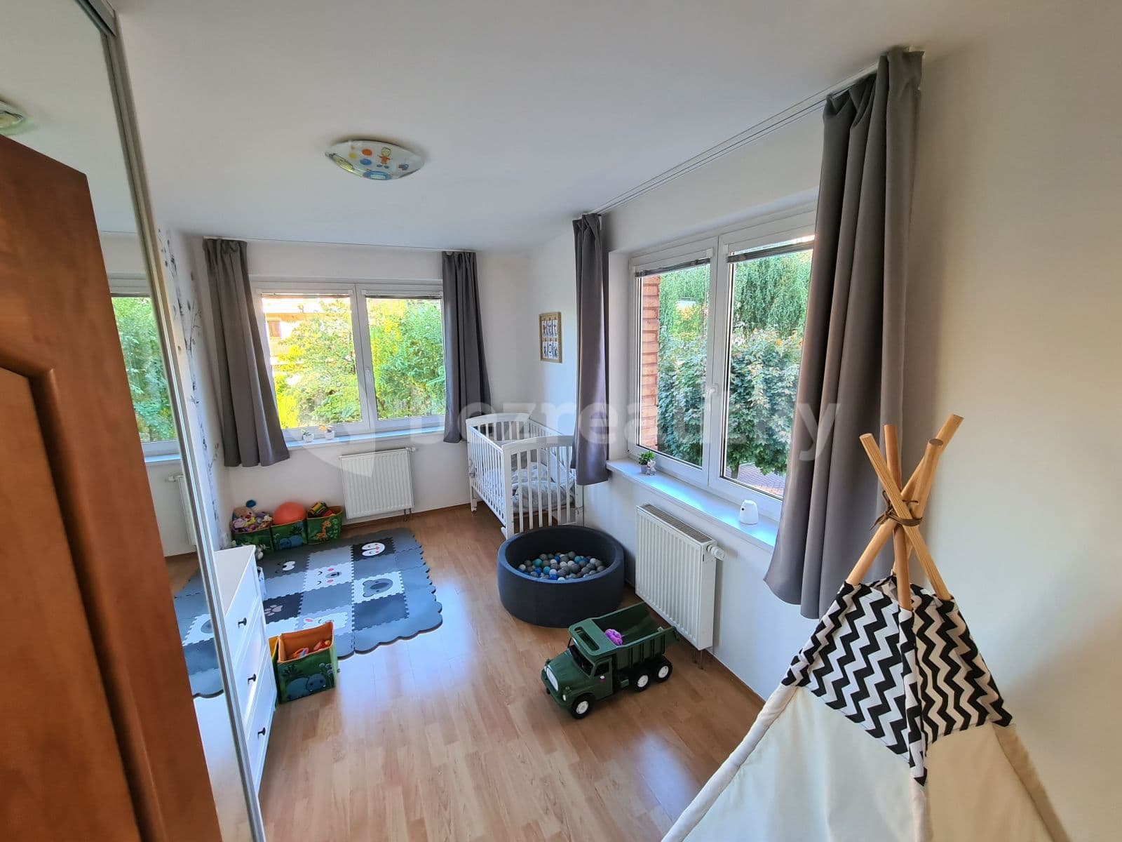 Pronájem bytu 3+kk 83 m², Za Sídlištěm, Dolní Břežany, Středočeský kraj Pronájem bytu 3+kk 83 m², Za Sídlištěm, Dolní Břežany, Středočeský kraj