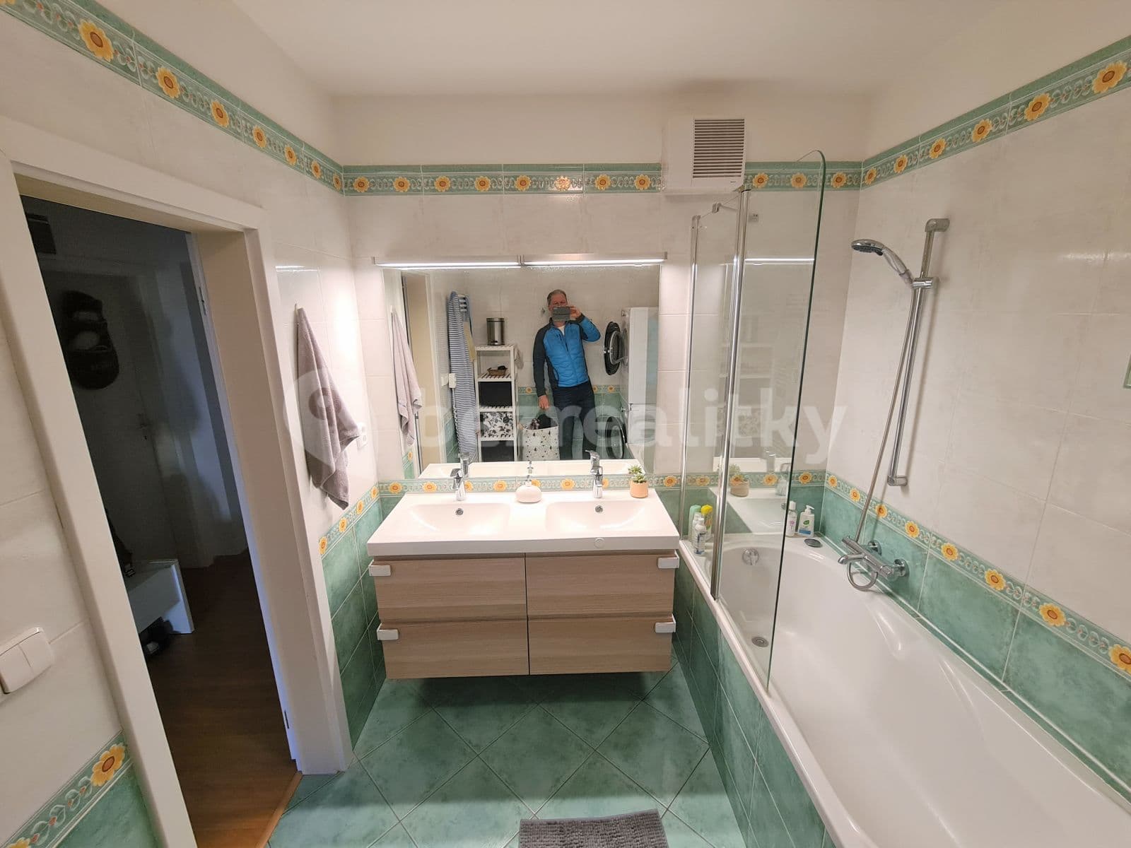Pronájem bytu 3+kk 83 m², Za Sídlištěm, Dolní Břežany, Středočeský kraj Pronájem bytu 3+kk 83 m², Za Sídlištěm, Dolní Břežany, Středočeský kraj