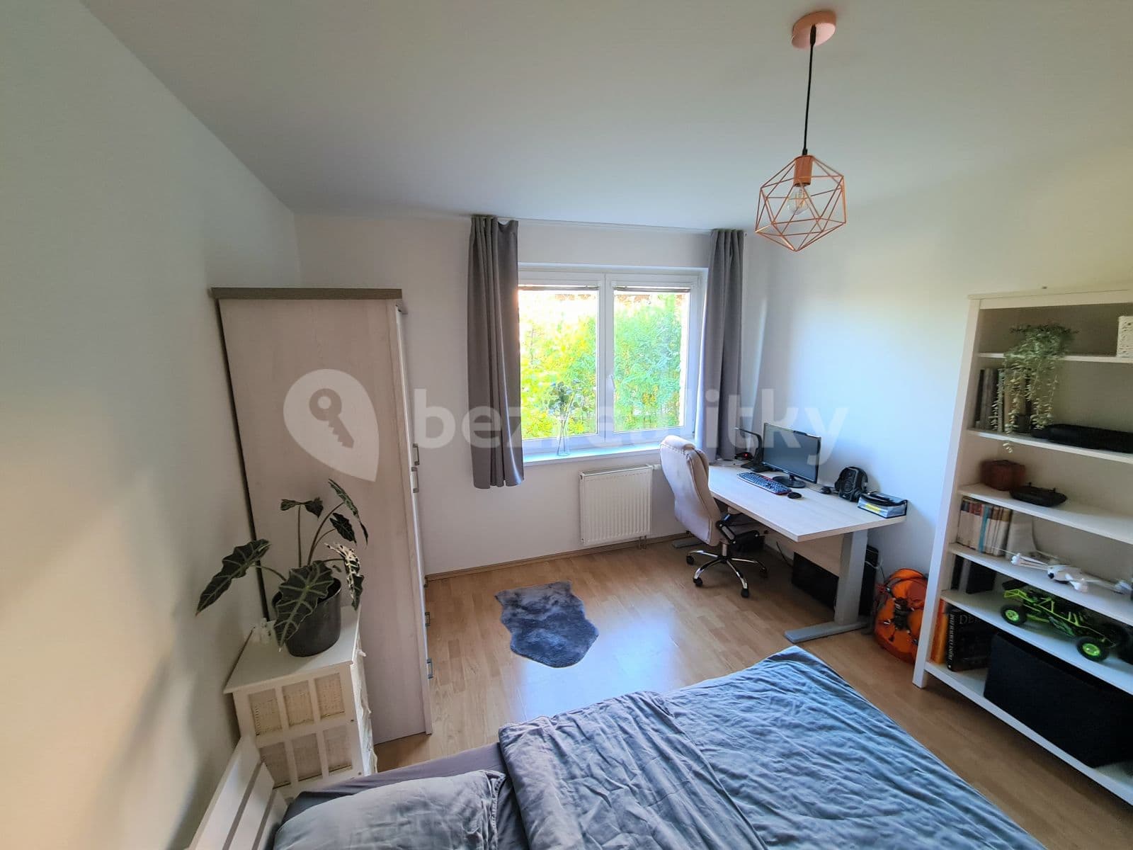 Pronájem bytu 3+kk 83 m², Za Sídlištěm, Dolní Břežany, Středočeský kraj Pronájem bytu 3+kk 83 m², Za Sídlištěm, Dolní Břežany, Středočeský kraj